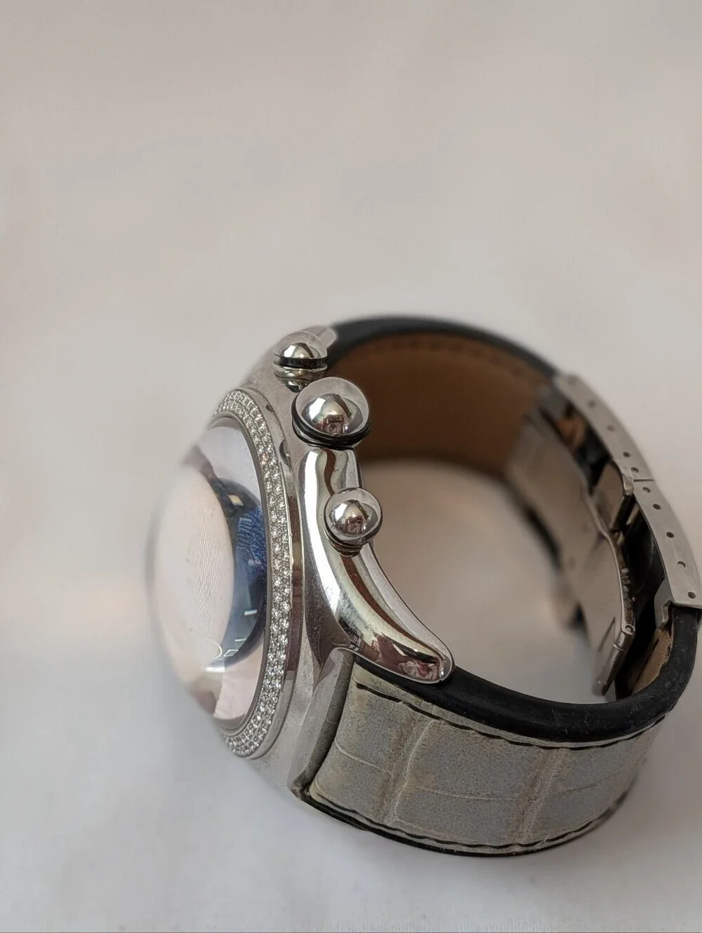 Corum Boutique Bubble Quartz Chronograph Black/Silver Dial SS Case White Leather